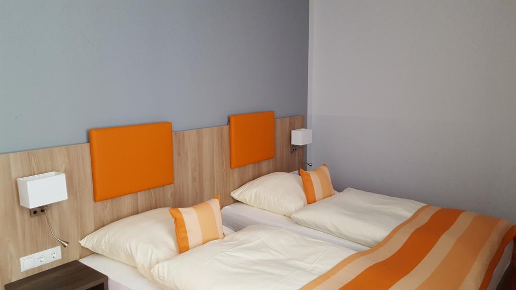 Hotel Trutzpfaff Speyer Bagian luar foto