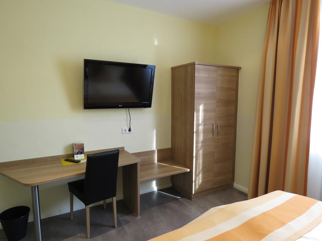 Hotel Trutzpfaff Speyer Bagian luar foto