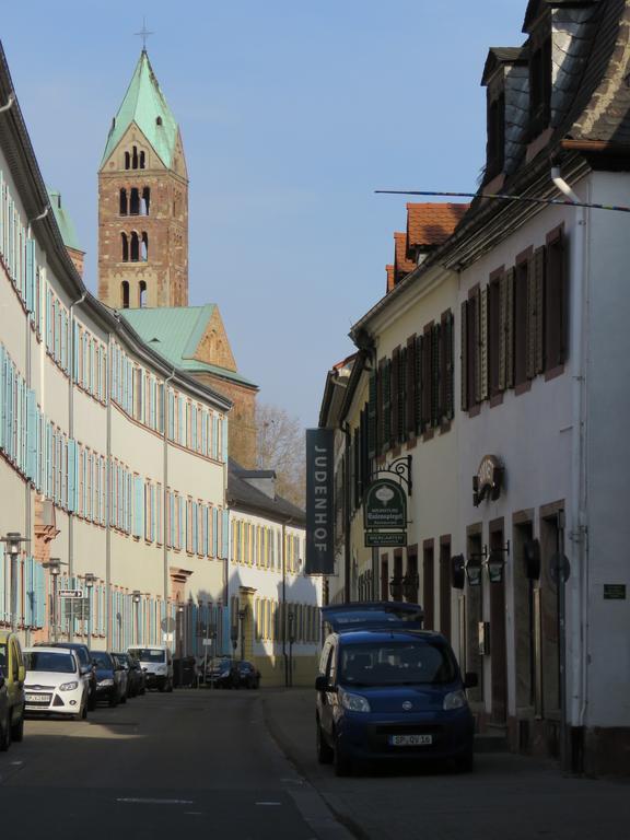Hotel Trutzpfaff Speyer Bagian luar foto